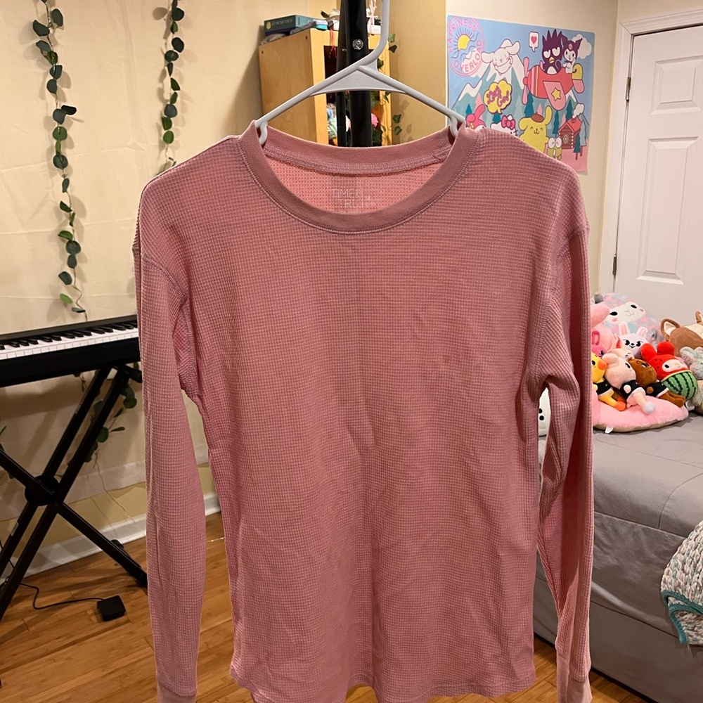 Time and Tru Pink Long Sleeve Women's Top